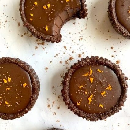 Vegan No-Bake Dark Chocolate & Orange Tarts with Brownie Crust